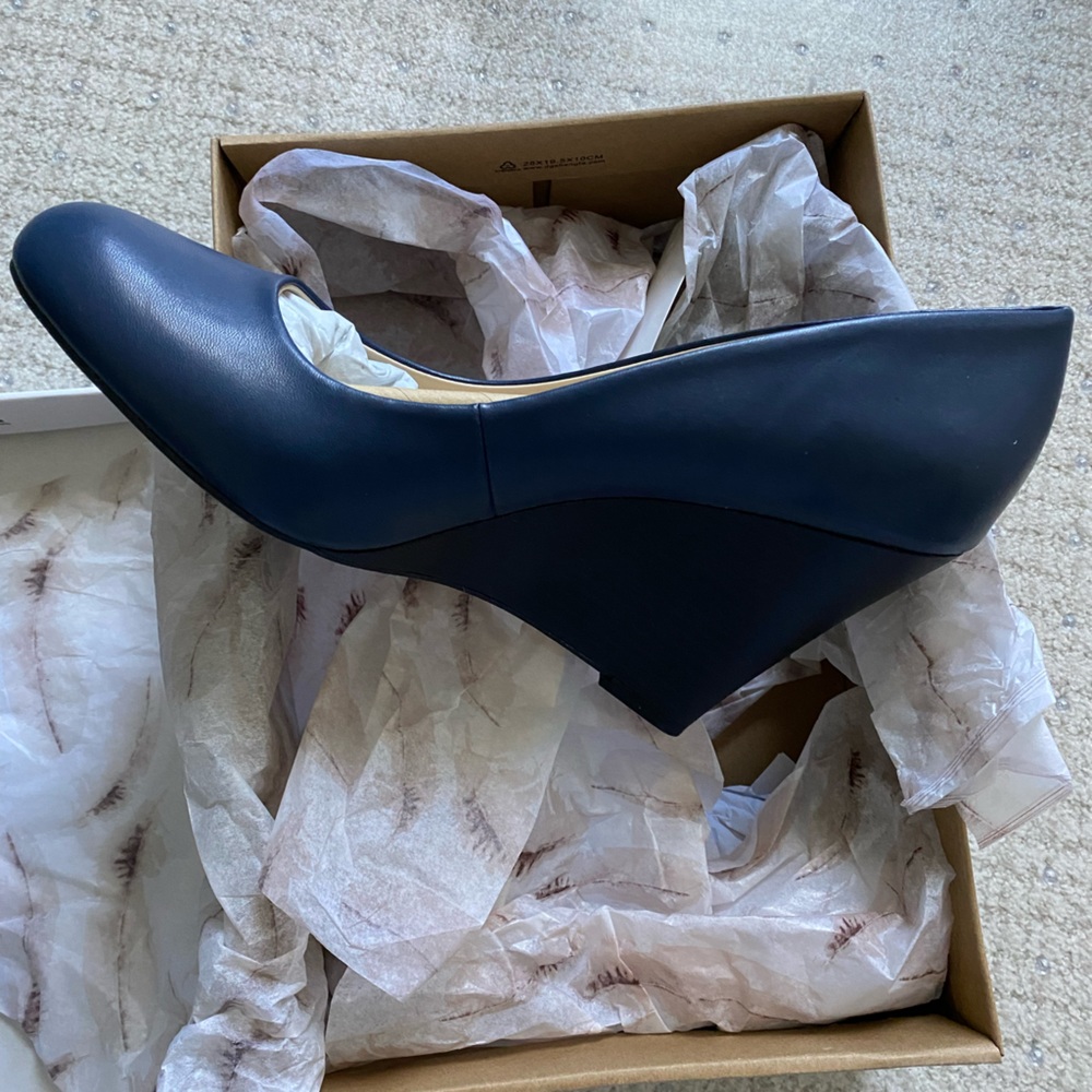 NIB Jessica Simpson wedges